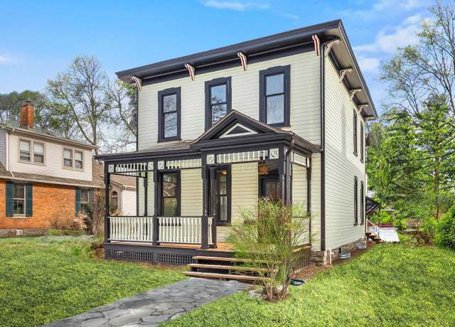 Property at 188 N Washington St, Delaware, OH 43015, 3 beds, 1.5 baths