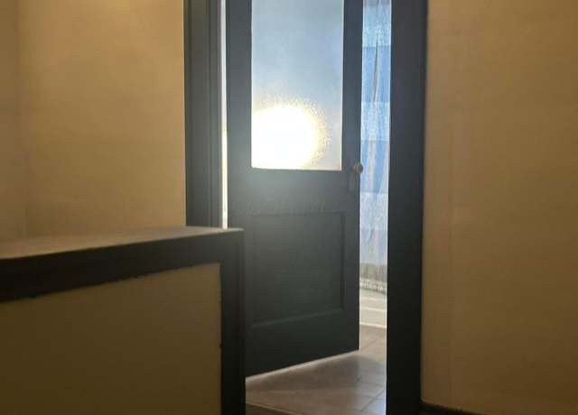 Property at 615-617 S 6th St, Columbus, OH 43206, 4 beds