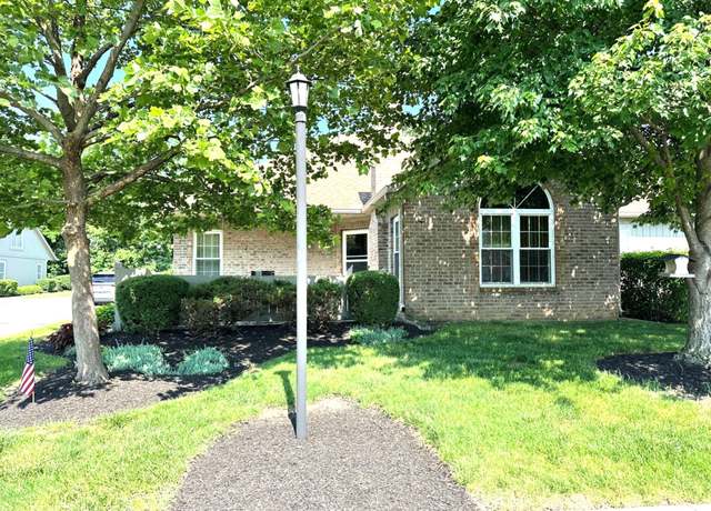 Property at 2328 Willowside Ln, Grove City, OH 43123, 2 beds, 2 baths