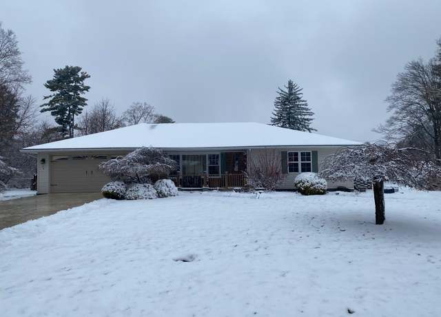 Property at 36 Limestone Blvd, Chillicothe, OH 45601, 3 beds, 2.5 baths