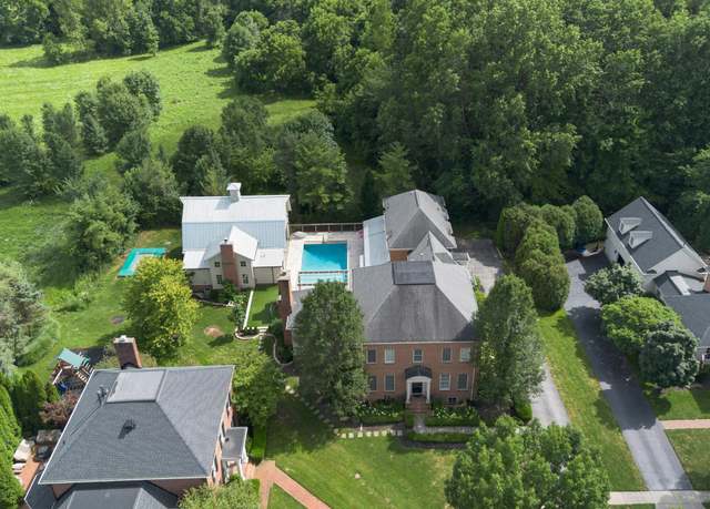Property at 7747 Sutton Pl, New Albany, OH 43054, 6 beds, 5.5 baths