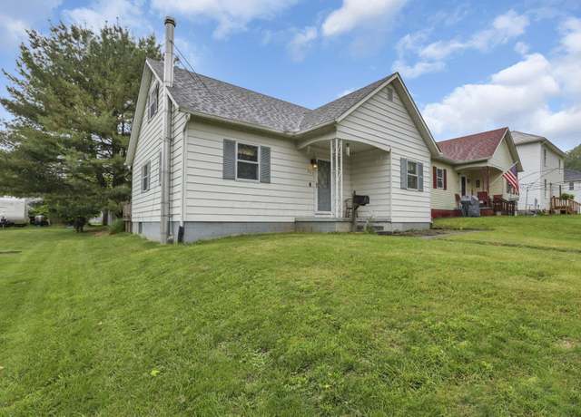 Property at 907 Fairfield Ave, Lancaster, OH 43130, 3 beds, 1 bath
