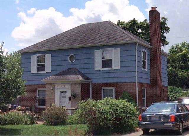 Property at 2681 Vanderberg Ave, Columbus, OH 43204, 3 beds, 1.5 baths