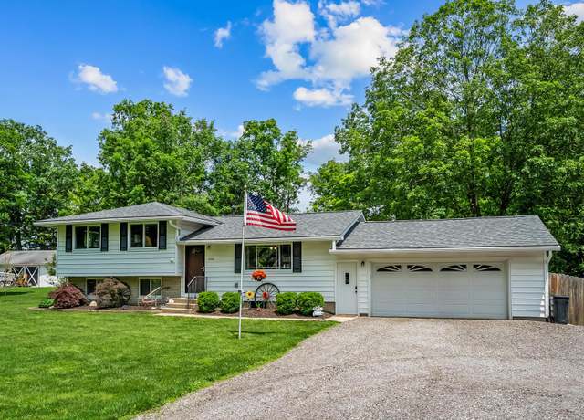 Property at 560 Coover Rd, Delaware, OH 43015, 3 beds, 1.5 baths