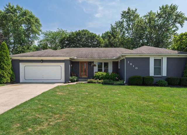 Property at 1810 Hickory Hill Dr, Columbus, OH 43228, 3 beds, 2.5 baths