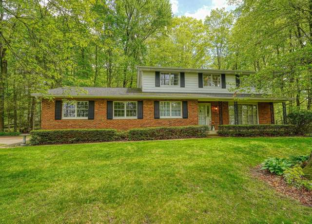 Property at 13280 Sheffield Dr, Pickerington, OH 43147, 4 beds, 2.5 baths
