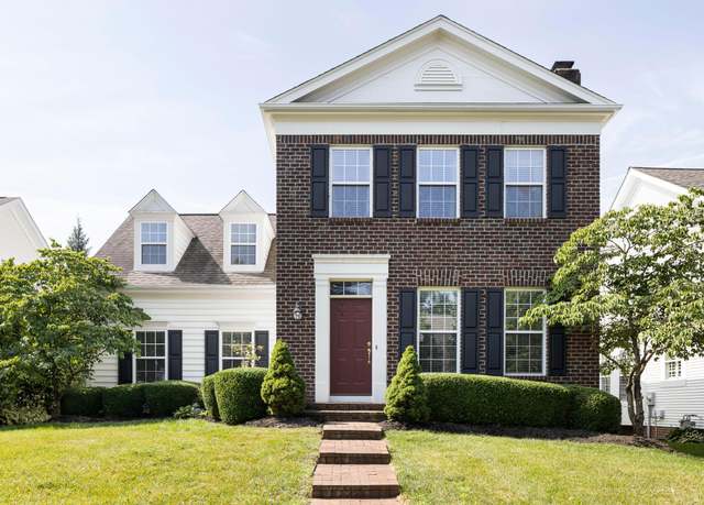 Photo of 6759 Headwater Trl, New Albany, OH 43054