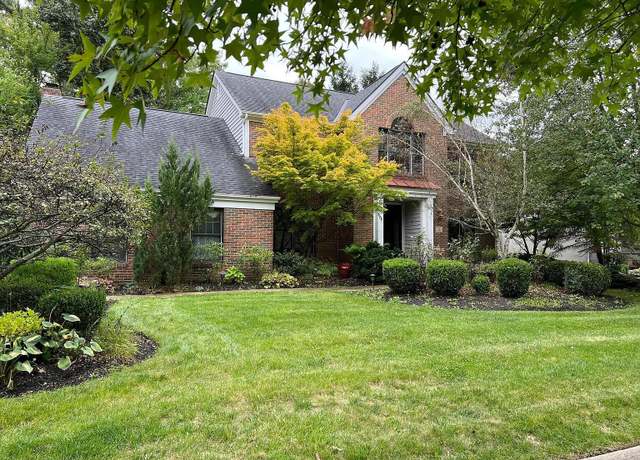 Property at 1221 Whispering Meadow Ct, New Albany, OH 43054, 4 beds, 2.5 baths