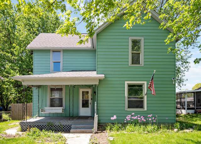 Property at 69 Webb St, Delaware, OH 43015, 4 beds, 2 baths