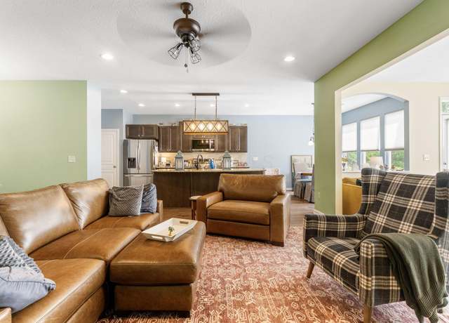 Property at 3736 Sanctuary, Hilliard, OH 43026, 2 beds, 2 baths