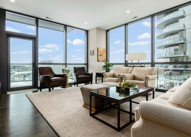 Property at 250 W Spring St #526, Columbus, OH 43215, 2 beds, 2.5 baths