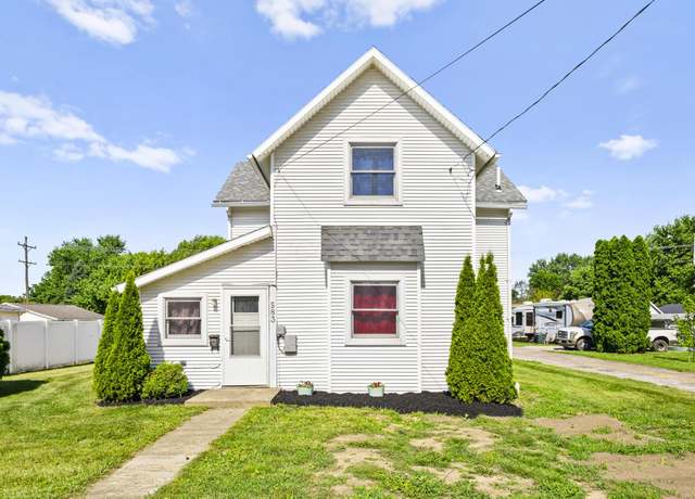 Property at 583 Lee St, Marion, OH 43302, 3 beds, 2 baths