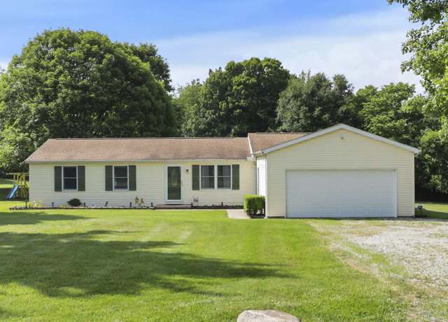Property at 7870 Jersey Mill Rd, Alexandria, OH 43001, 3 beds, 2 baths