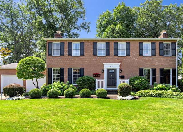 Property at 421 Edgewood Rd, Mansfield, OH 44907, 4 beds, 2.5 baths