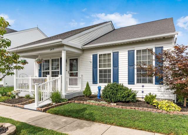 Property at 2439 Lyncross St, Grove City, OH 43123, 2 beds, 2 baths