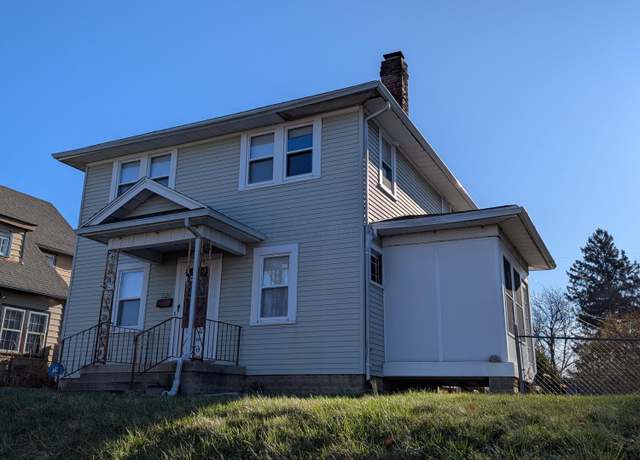 Property at 1326 Garfield Ave, Springfield, OH 45504, 3 beds, 1.5 baths