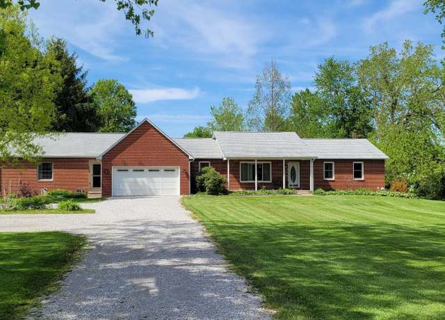 Property at 12858 Green Chapel Rd, Johnstown, OH 43031, 4 beds, 3.5 baths