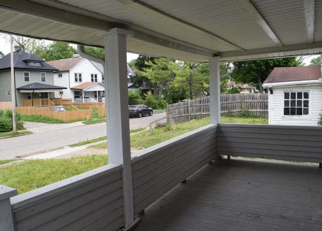 Property at 300 Wrexham Ave, Columbus, OH 43223, 3 beds, 1.5 baths