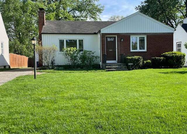 Property at 635 E Dominion Blvd, Columbus, OH 43214, 2 beds, 2 baths