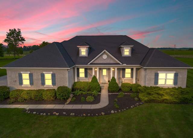 Property at 457 Trillium Dr, Galloway, OH 43119, 6 beds, 5 baths