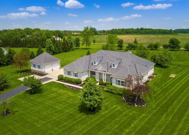 Property at 457 Trillium Dr, Galloway, OH 43119, 6 beds, 5 baths