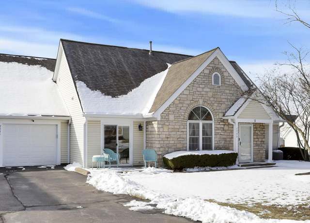 Property at 7795 Farmsbury Dr, Reynoldsburg, OH 43068, 2 beds, 2 baths