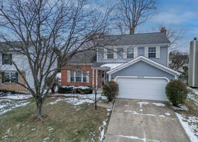 Property at 3950 Maidstone Dr, Columbus, OH 43230, 3 beds, 2.5 baths