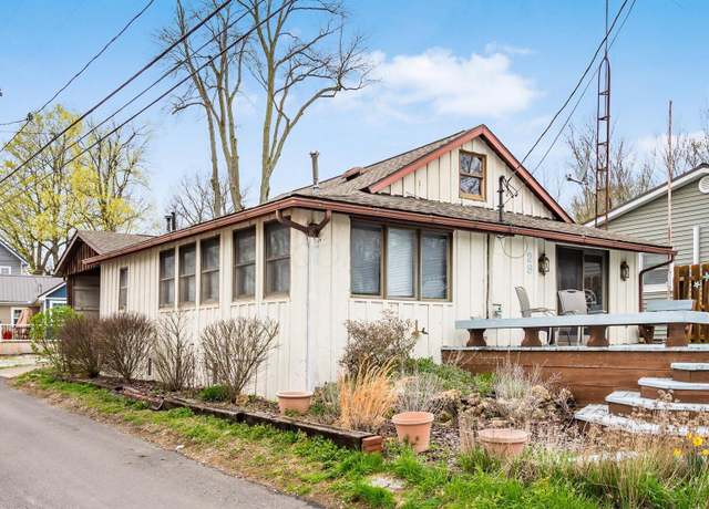 Property at 29 Misty Ln, Buckeye Lake, OH 43008, 3 beds, 2 baths