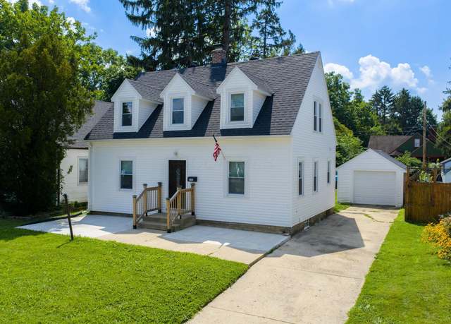 Property at 231 W Parkwood Ave, Springfield, OH 45506, 4 beds, 1.5 baths