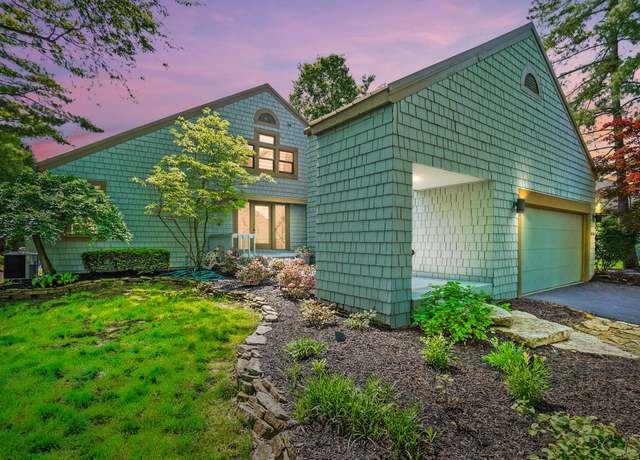 Property at 5529 Aryshire Dr, Dublin, OH 43017, 4 beds, 3.5 baths