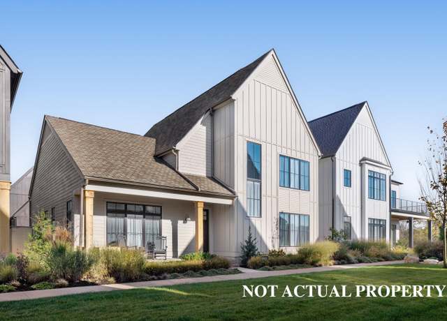 Property at 2512 Quarry Trails Dr, Columbus, OH 43228, 3 beds, 2.5 baths