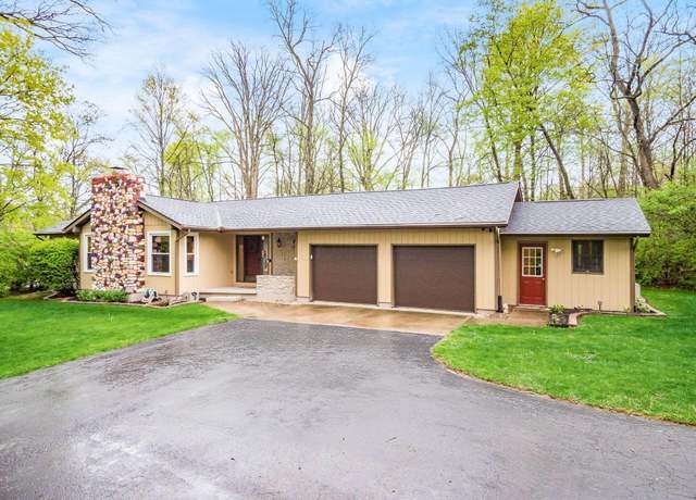 Property at 4381 Briarwood Dr, Urbana, OH 43078, 3 beds, 2.5 baths