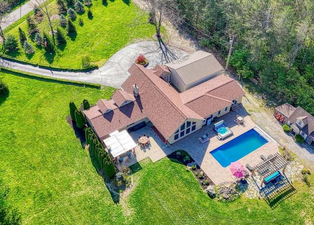 Property at 4251 Harrisburg Georgesville Rd, Grove City, OH 43123, 4 beds, 3.5 baths