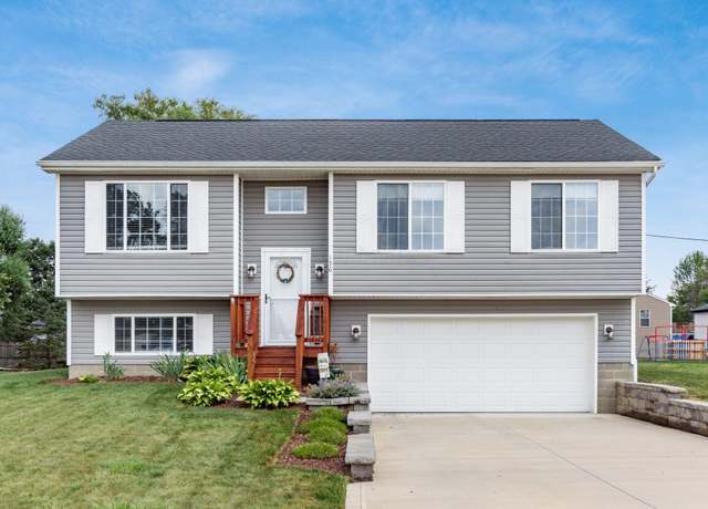 Property at 156 Hathaway Rd, West Jefferson, OH 43162, 3 beds, 2.5 baths