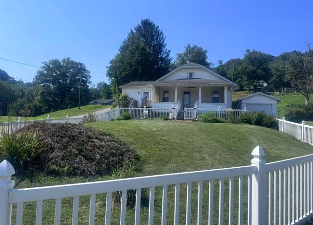 Property at 3810 N Dugan Rd NW, Mcconnelsville, OH 43756, 3 beds, 2.5 baths