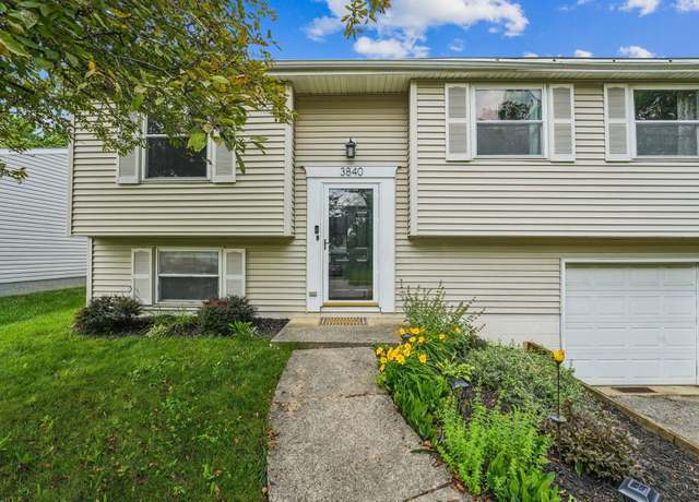 Property at 3840 Farm Brook Ln, Columbus, OH 43204, 3 beds, 2 baths