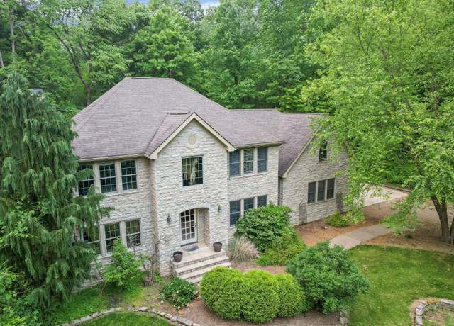 Property at 131 Philipps Glen Dr, Granville, OH 43023, 3 beds, 3.5 baths
