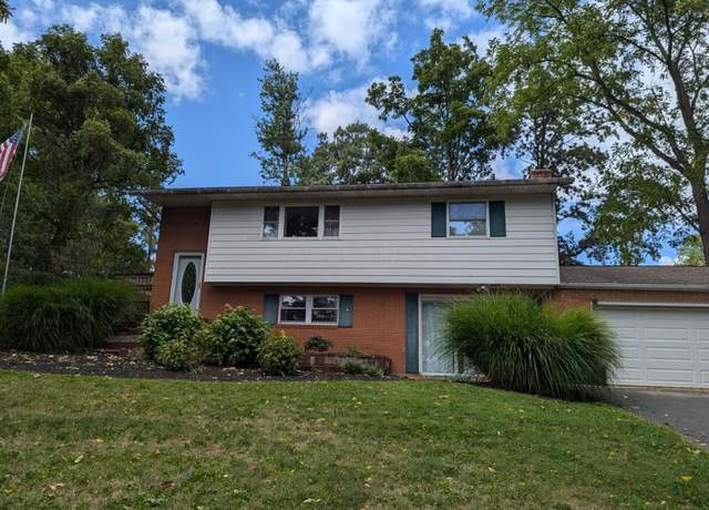 Property at 129 Shalimar Dr, Newark, OH 43055, 4 beds, 1.5 baths
