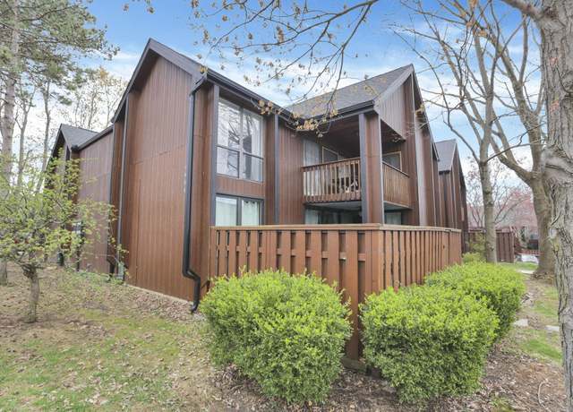 Property at 4819 Smoketalk Ln, Westerville, OH 43081, 2 beds, 2 baths
