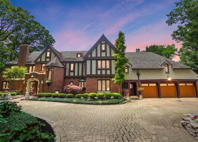 Property at 2475 Signal Hill Rd, Springfield, OH 45504, 6 beds, 6.5 baths