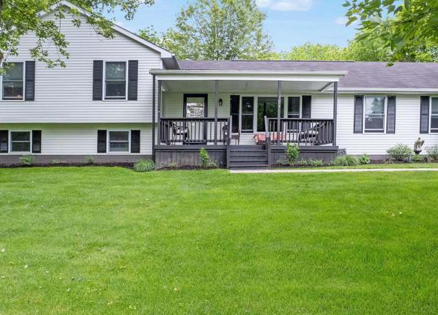 Property at 3760 Horseshoe Rd, Delaware, OH 43015, 3 beds, 2 baths