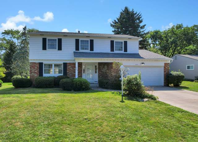 Property at 4542 Ducrest Dr, Columbus, OH 43220, 4 beds, 2.5 baths