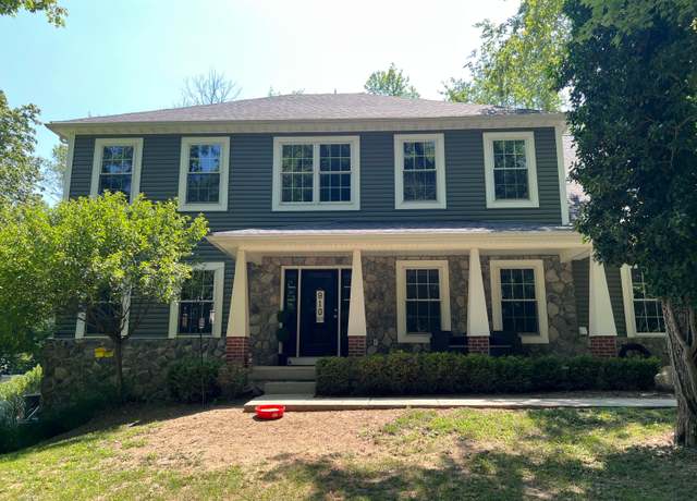 Property at 910 Golden Dr, Newark, OH 43055, 4 beds, 2.5 baths