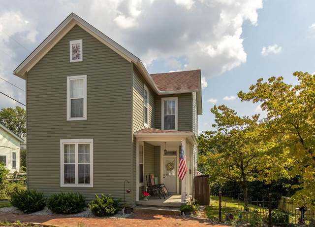 Property at 249 N Pearl Ave, Lancaster, OH 43130, 3 beds, 2.5 baths
