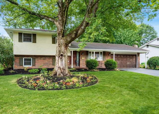 Property at 717 Old Coach Rd, Westerville, OH 43081, 3 beds, 2 baths