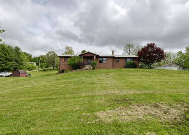 Property at 2631 Coopermill Rd, Zanesville, OH 43701, 3 beds, 4.5 baths