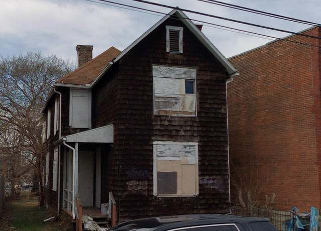 Property at 1007 Summit St, Columbus, OH 43201, 3 beds, 2 baths