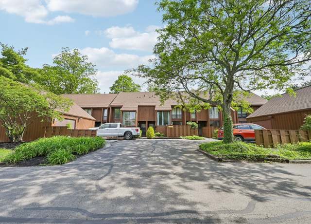 Property at 5002 Smoketalk Ln #3, Westerville, OH 43081, 2 beds, 2.5 baths