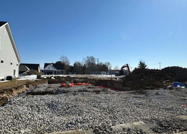Property at 4319 Flamingo Dr, Lewis Center, OH 43035, 4 beds, 3 baths
