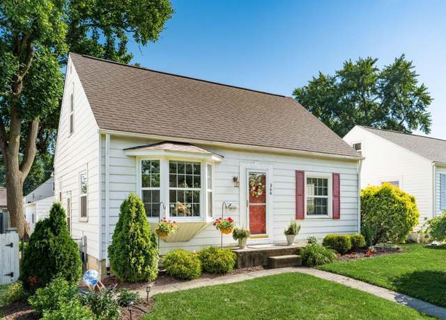 Property at 366 E Jeffrey Pl, Columbus, OH 43214, 3 beds, 2 baths